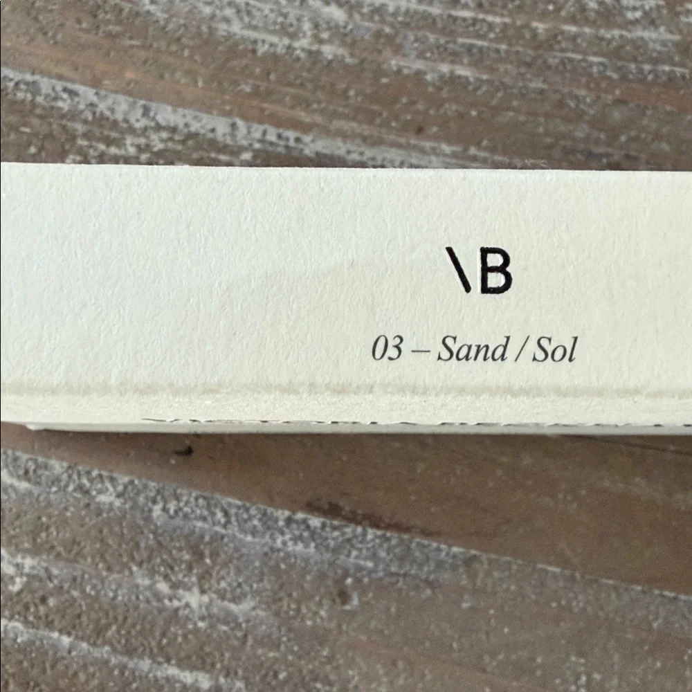 NEW NWT Victoria Beckham Matte Bronzing Brick Sand 03
